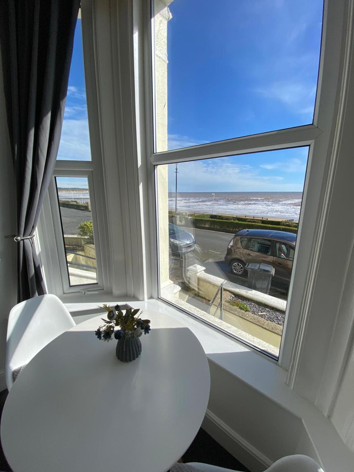 Farina No1, Sea View Studio Sleeping 2 Guests Bridlington Exteriör bild